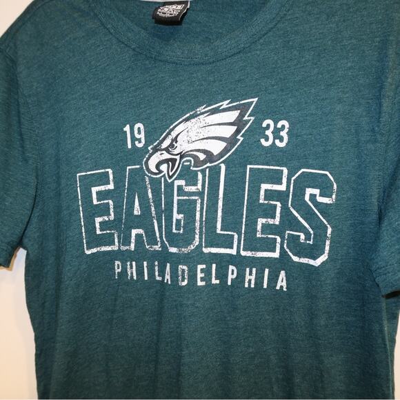 NFL Philadelphia Eagles Green T-Shirt - Picture 4 of 6